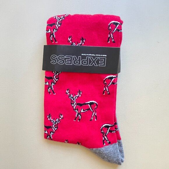 New Men's Express Socks Deer Reindeer Red Christmas Holiday Winter NWT - Picture 1 of 5